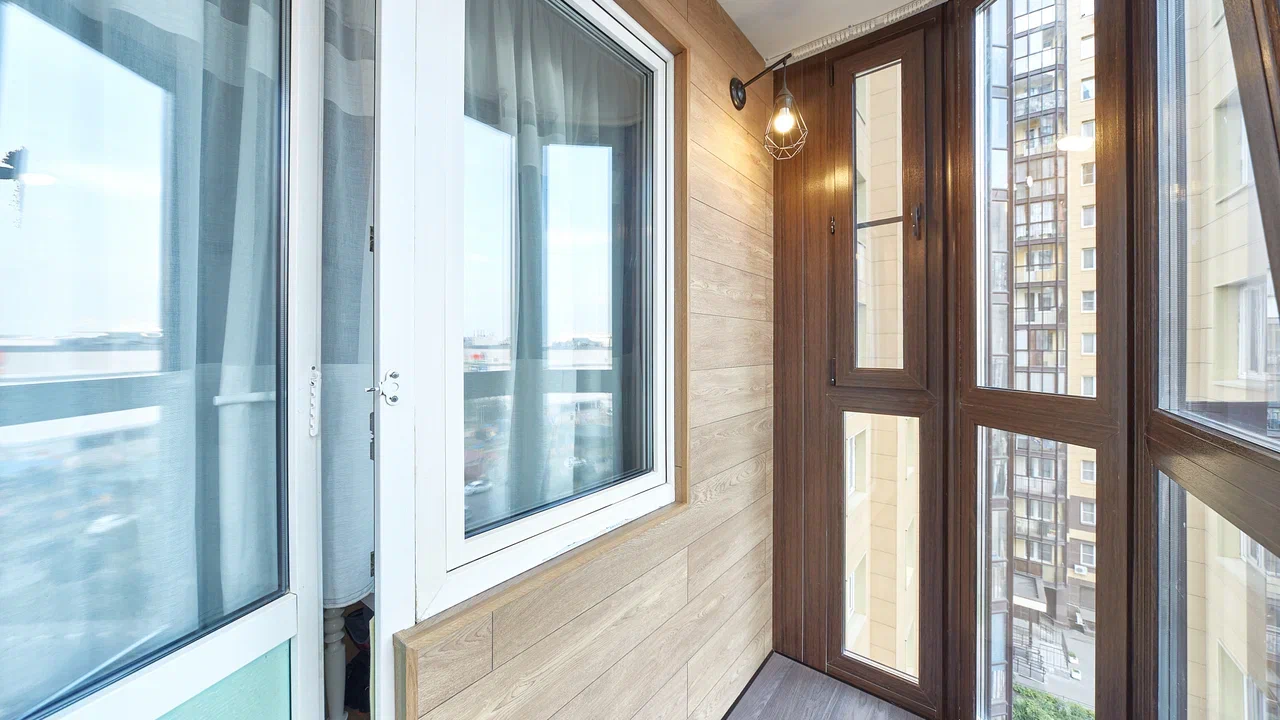 Отделка балконов под ключ в Лобне